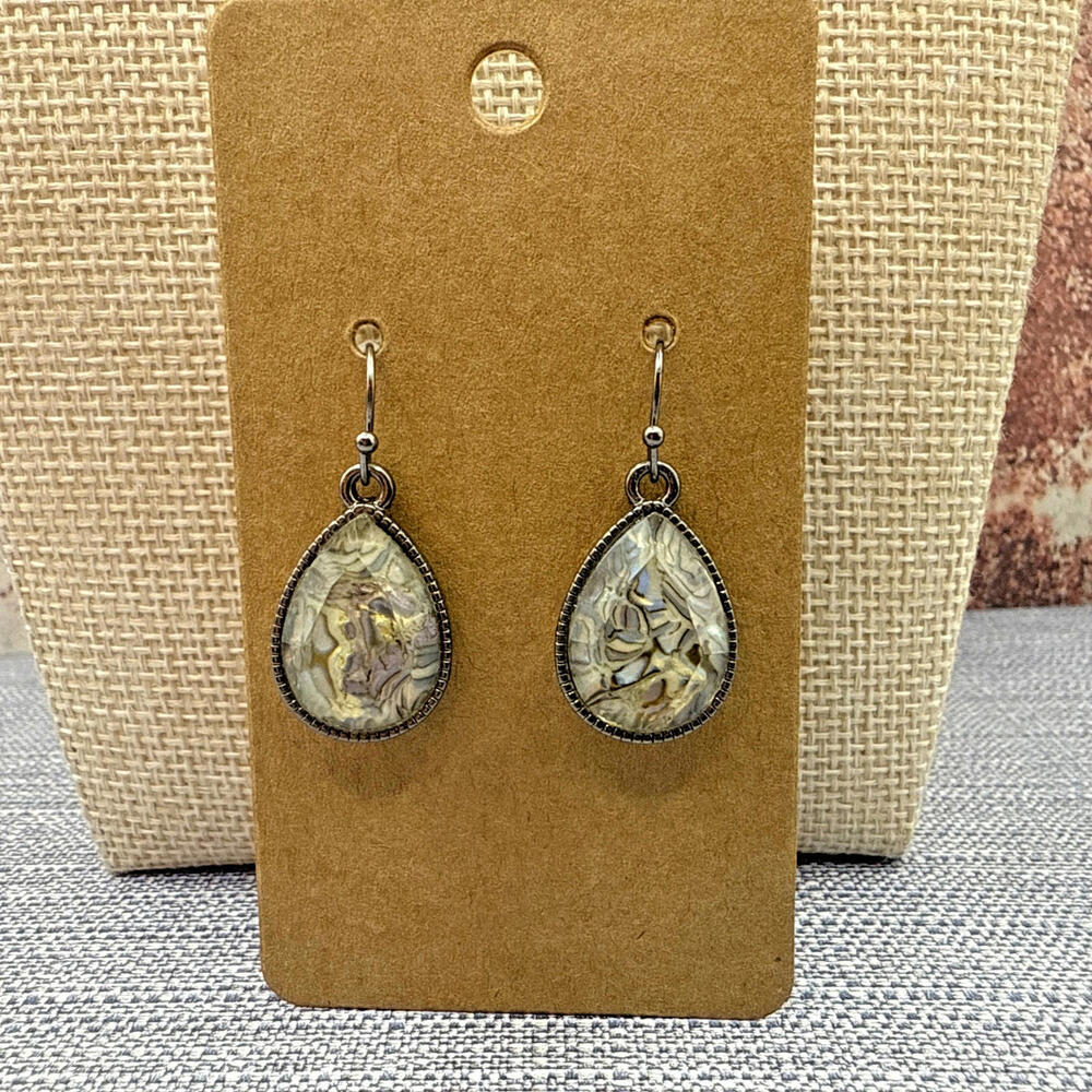NWOT Silver Tone Gold/Green Boho Marble Teardrop Dangle Drop Earrings